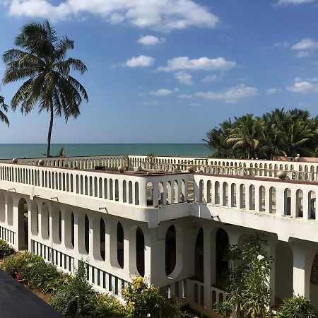 Hotel Silver Sands Negombo Ngoại thất bức ảnh